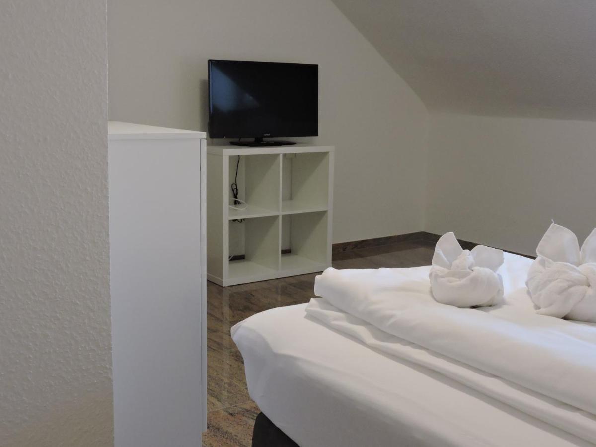 Ferienwohnungen Haus Scheidter 40 ซาร์บรึคเคน ภายนอก รูปภาพ